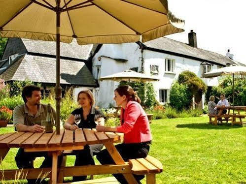 The Nobody Inn Christow Exterior foto