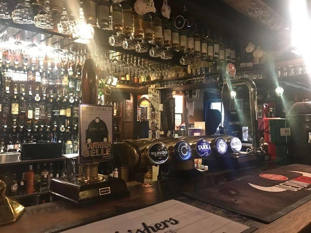 The Nobody Inn Christow Exterior foto